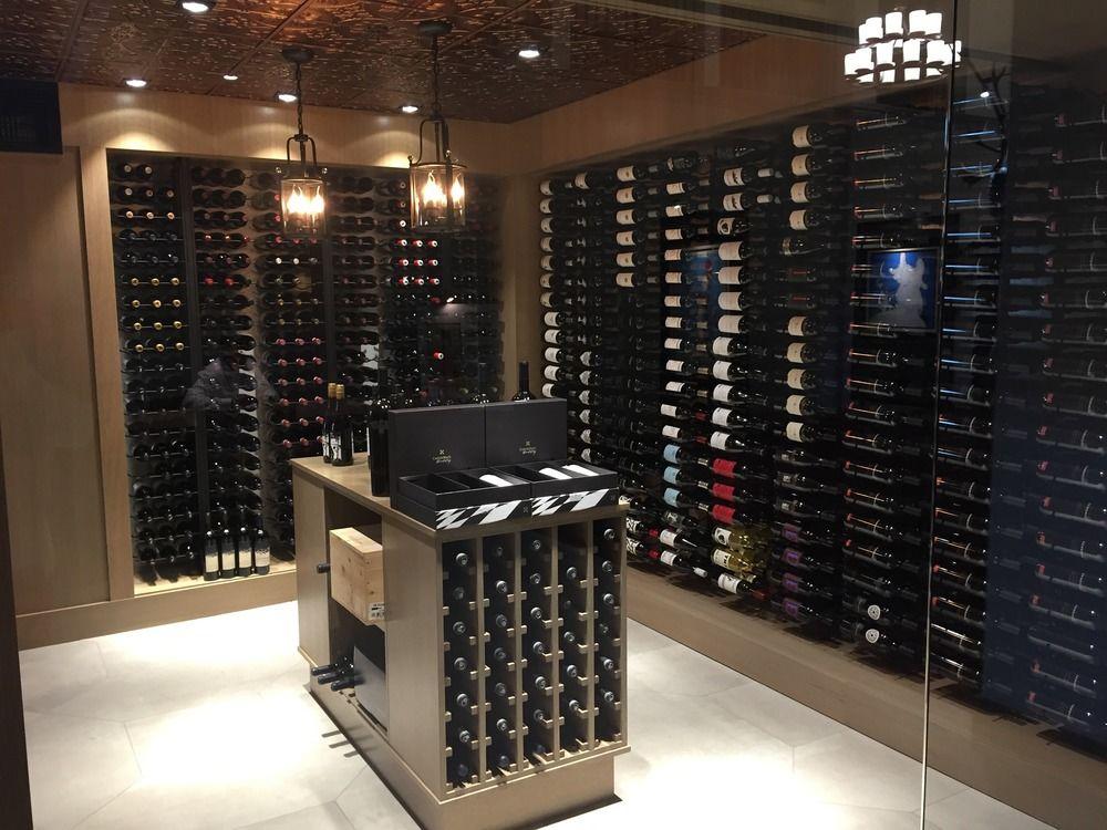 The Royal Kelowna - Bellstar Hotels & Resorts 외부 사진