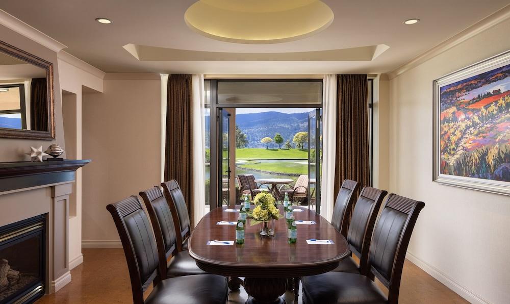 The Royal Kelowna - Bellstar Hotels & Resorts 외부 사진