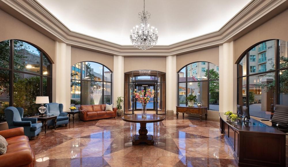 The Royal Kelowna - Bellstar Hotels & Resorts 외부 사진