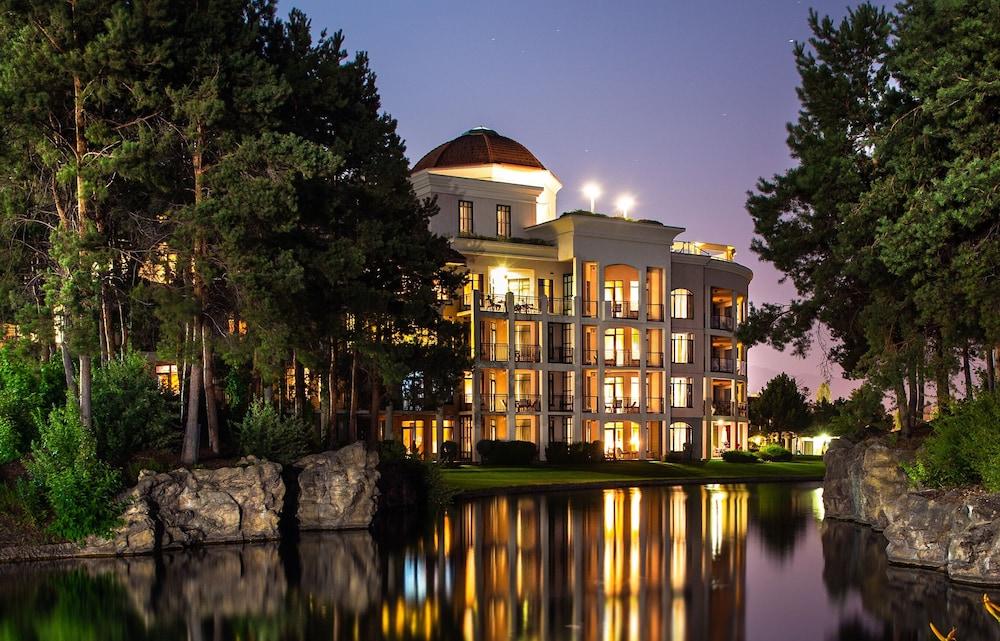 The Royal Kelowna - Bellstar Hotels & Resorts 외부 사진